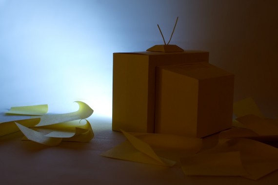 Paper iPhone TV Reverse